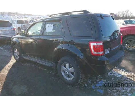 2011 Ford Escape Xlt z USA, uszkodzony, nr VIN 1FMCU9D79BKB43383